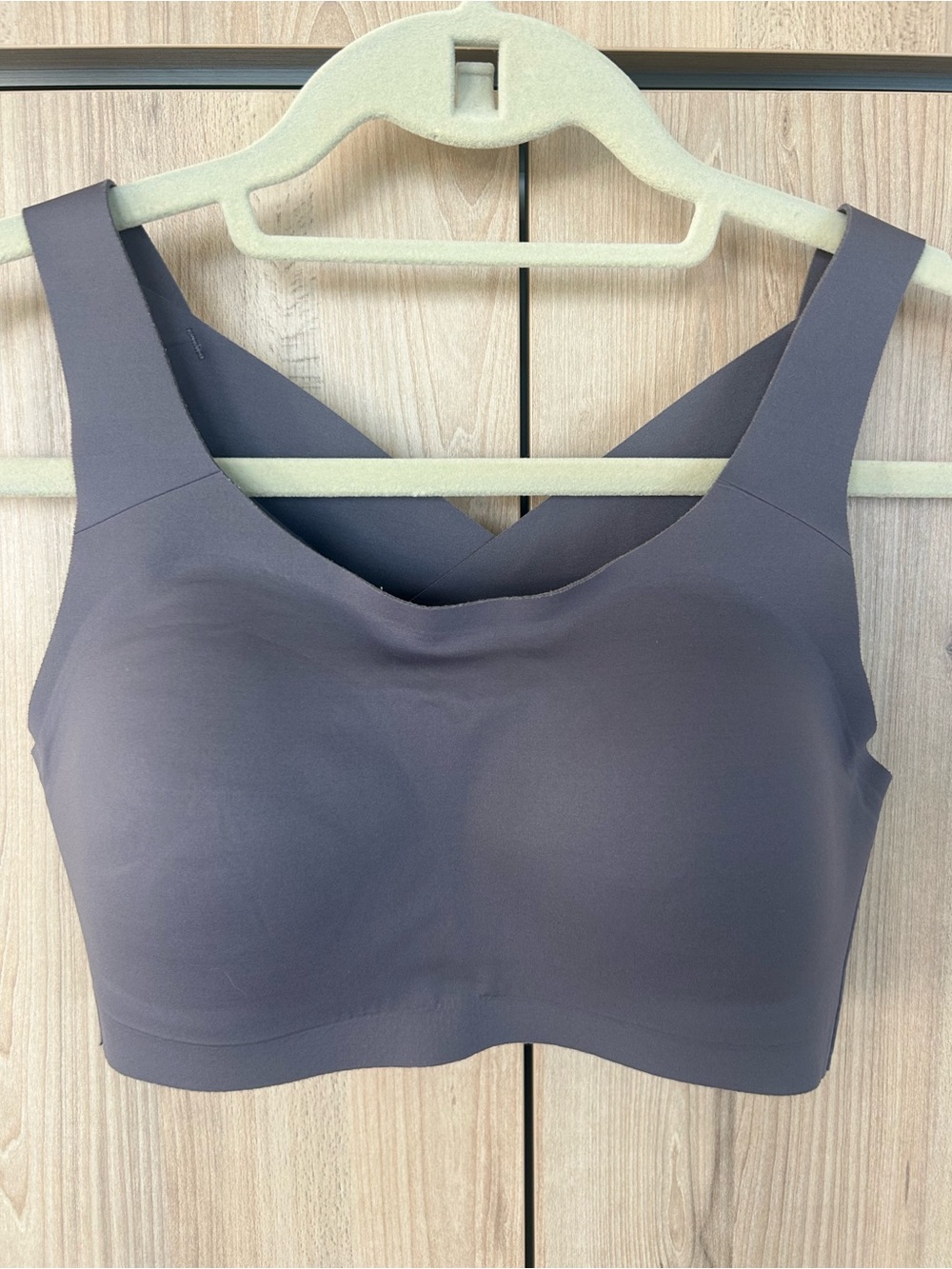Lululemon Enlite Bra 34C Plum High Support Running Training Weave Back